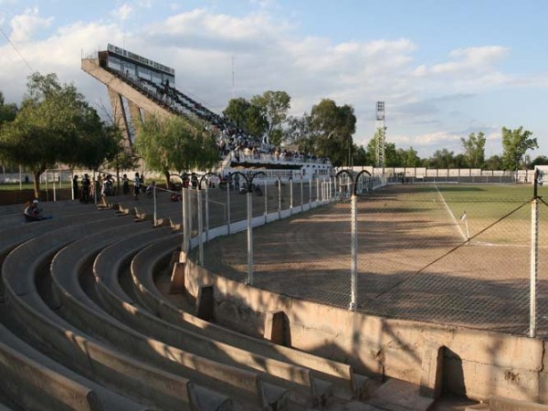 Estadio Víctor Antonio Legrotaglie stadium image