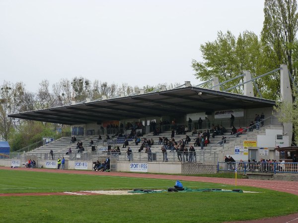 OMV-Sportanlage Stadlau stadium image