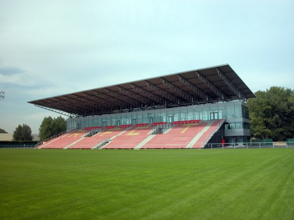 Stade Luc Varenne stadium image
