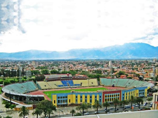 Estadio Félix Capriles stadium image