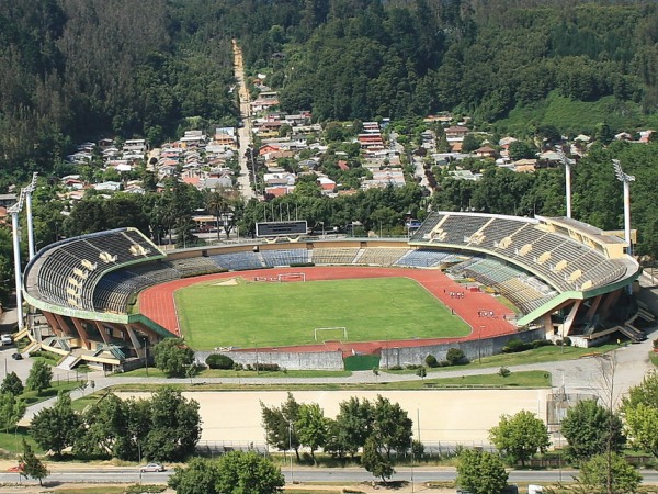 Estadio Municipal Alcaldesa Ester Roa Rebolledo stadium image