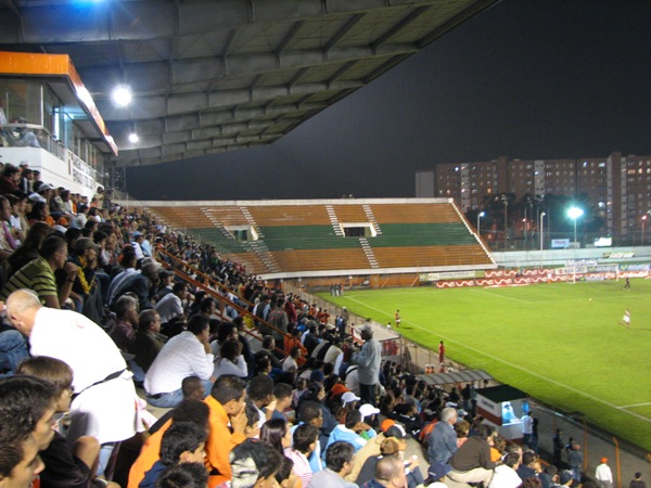 Estadio Polideportivo Sur stadium image