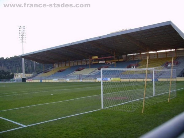 Stade de Bon-Rencontre stadium image