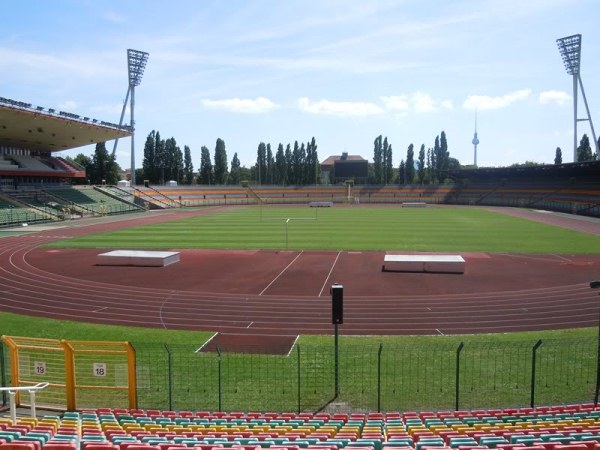 Friedrich-Ludwig-Jahn-Sportpark stadium image