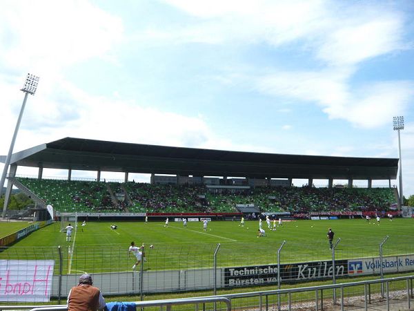 Stadion an der Kreuzeiche stadium image