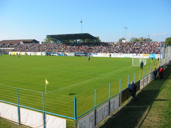 Perutz-stadion stadium image