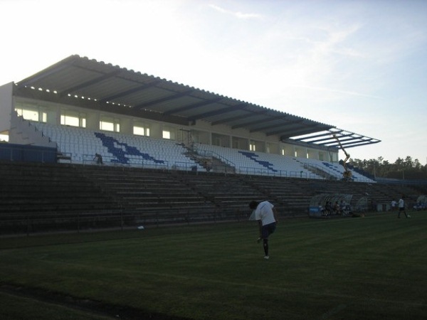 Estádio Municipal Engenheiro Sílvio Henriques Cerveira stadium image
