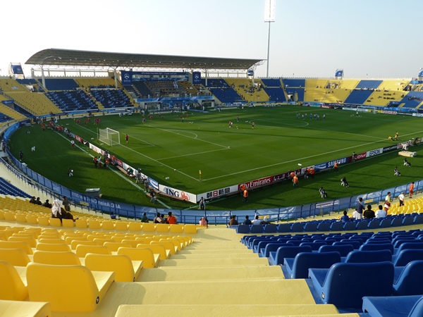 Thani Bin Jassim Stadium (Al-Gharafah Stadium) stadium image